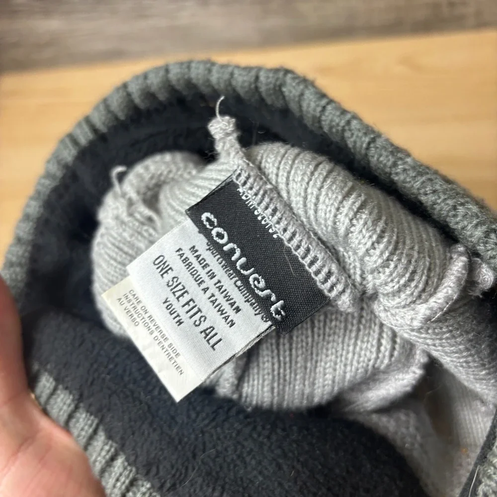 Convert Hat Beanie Youth One Size Gray Knit Stocking Cap‎ Winter